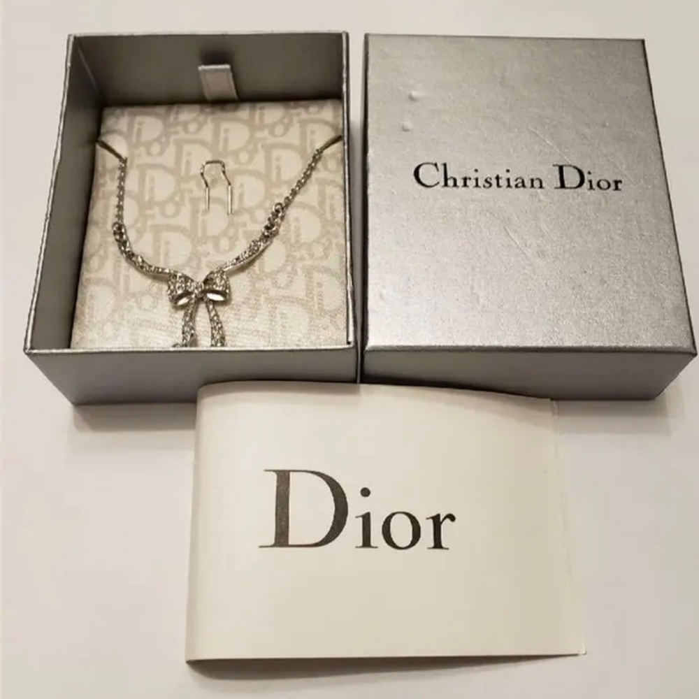 Christian Dior Ribbons Crystal Silver Pendant Necklace